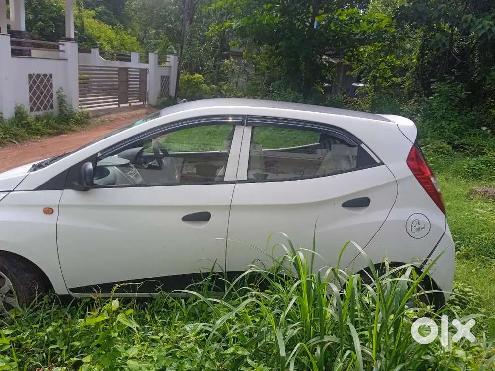 Hyundai Eon 2017 Petrol 64500 Km Driven