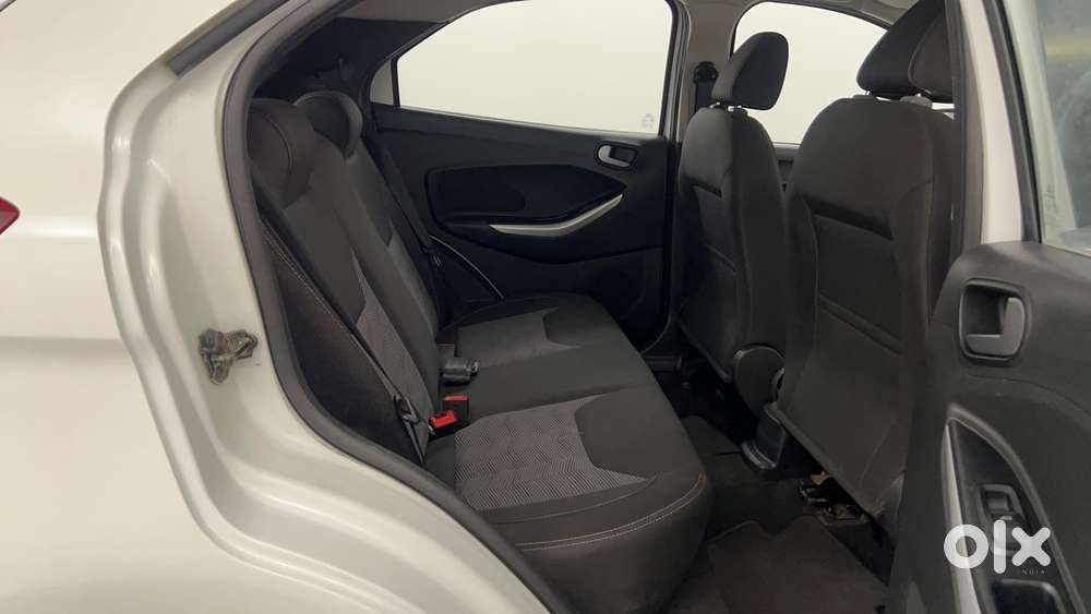 Ford Figo Petrol Titanium, 2017, Petrol