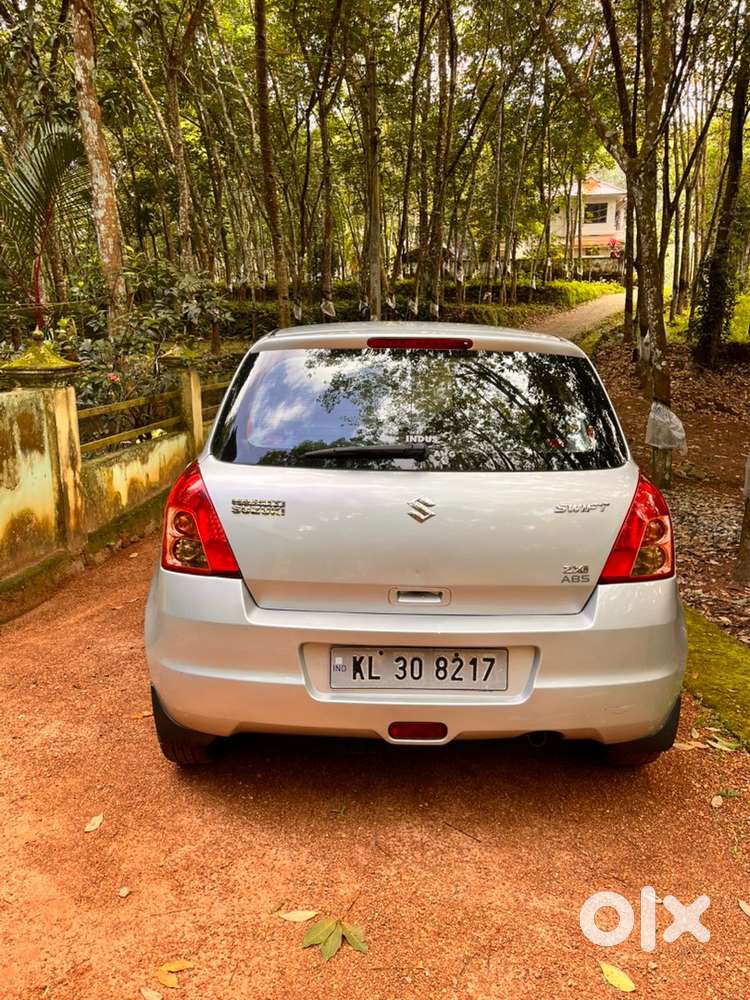 Maruti Suzuki Swift Zxi Abs Petrol Good Condition