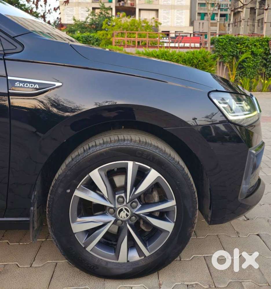 Skoda Slavia 1.0 Tsi Style At, 2024, Petrol