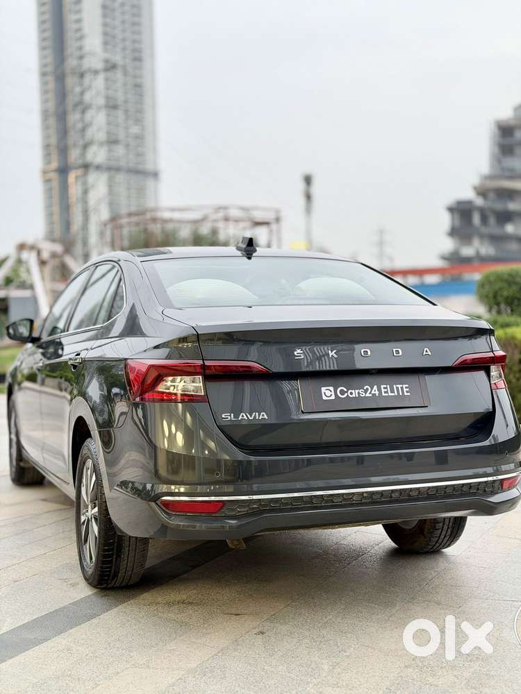 Skoda Slavia Style 1.0l Tsi At, 2025, Petrol