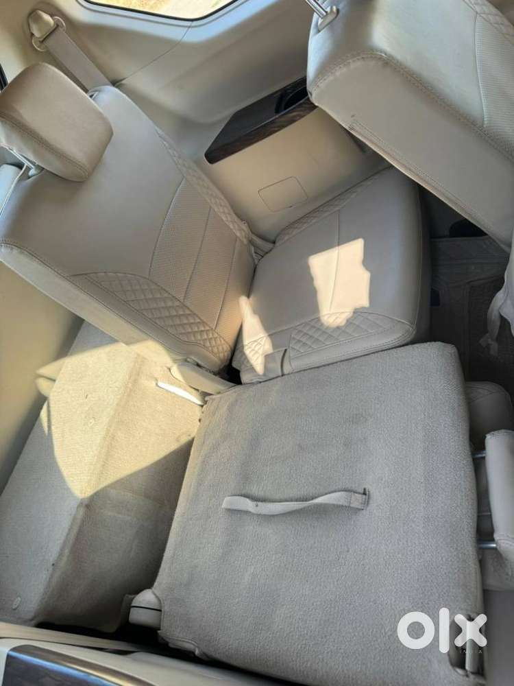 Maruti Suzuki Ertiga 2022-2023 Vxi Cng, 2022, Cng & Hybrids