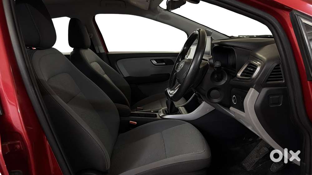 Tata Altroz Xz, 2021, Petrol