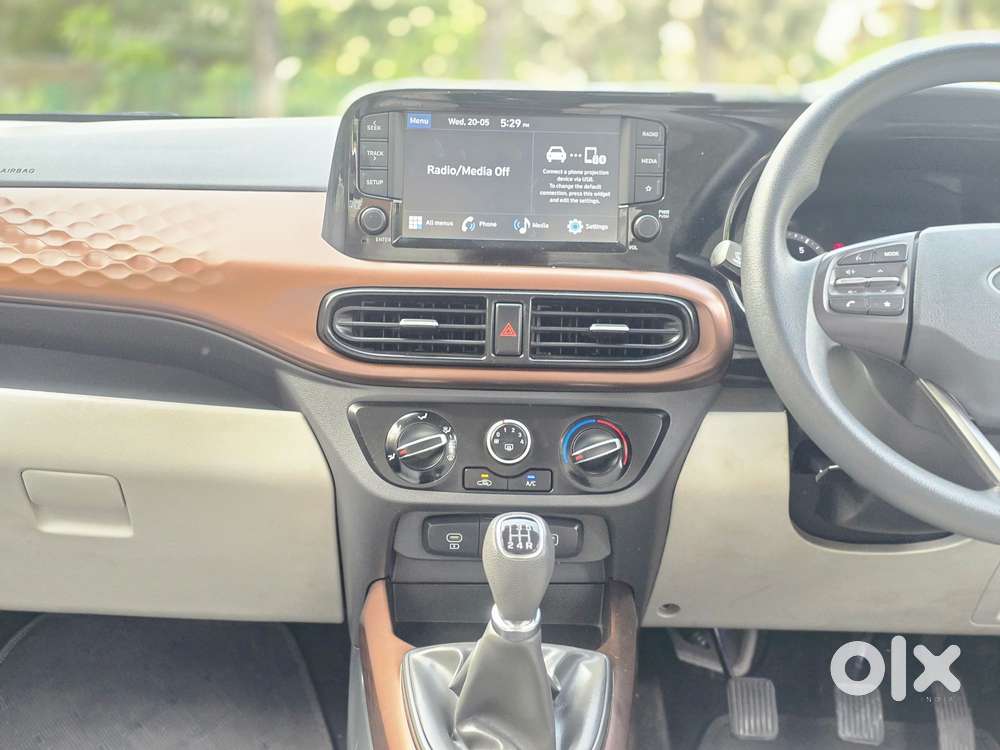 Hyundai Aura 1.2 Sx Cng, 2024, Cng & Hybrids