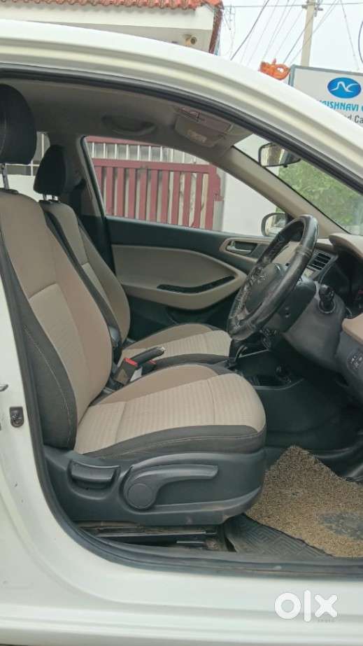 Hyundai Elite I20 1.2 Asta (o) Cvt, 2019, Petrol