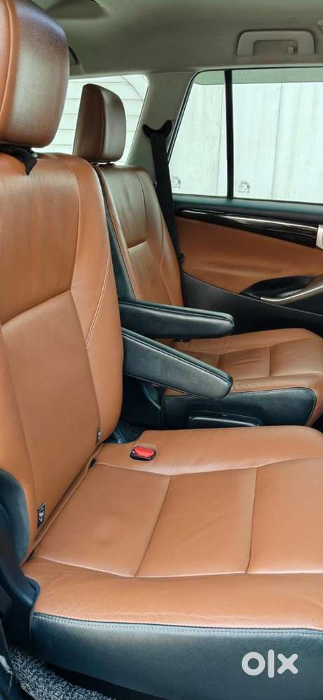 Toyota Innova Crysta 2.8z Automatic, 2017, Diesel