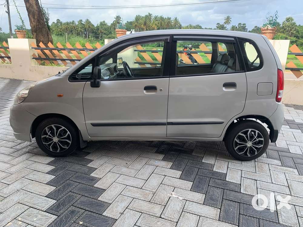 Maruti Suzuki Zen Estilo Lxi Bs Iv, 2010, Petrol