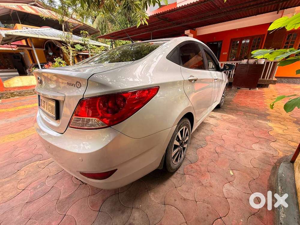Hyundai Verna 2013-14 Petrol 72970 Km Driven