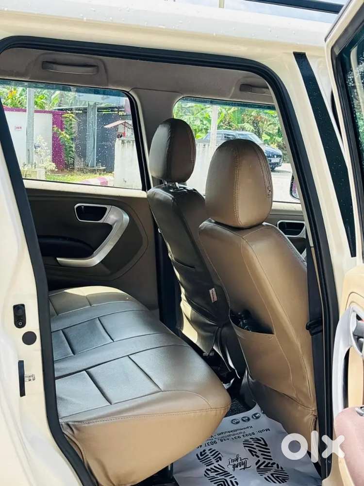 Mahindra Tuv 300 2017