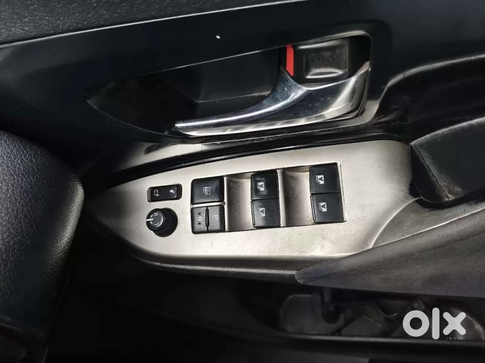Toyota Innova Crysta, 2016, Diesel