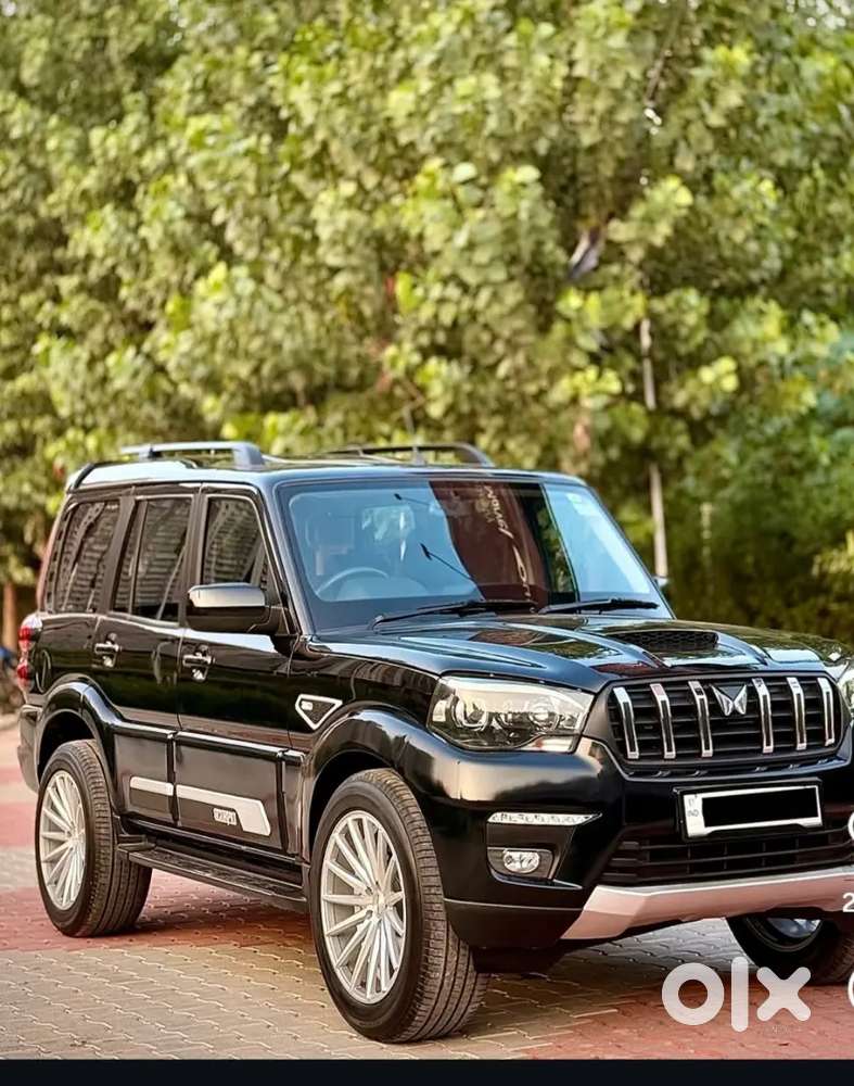 Mahindra Scorpio Classic 2023