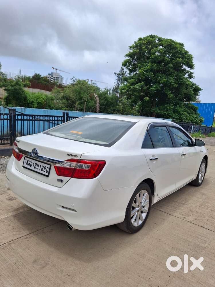 Toyota Camry Hybrid, 2014
