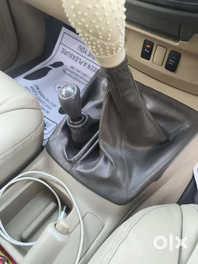 Toyota Fortuner 2011