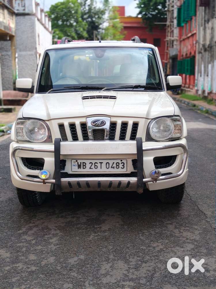 Mahindra Scorpio Vlx 4wd Bsiv, 2014, Diesel