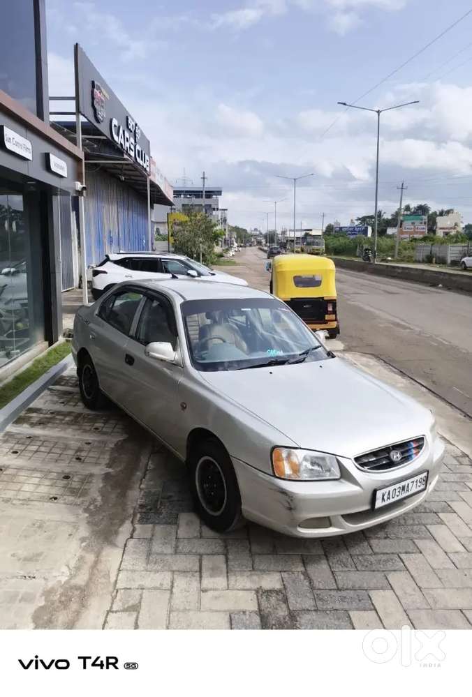 Hyundai Accent Hatchback 2002 Gl Petrol