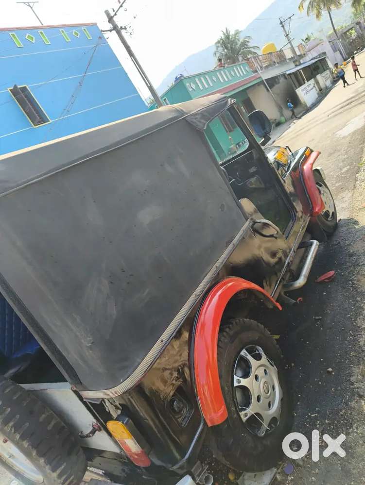 Mahindra Jeep 1995