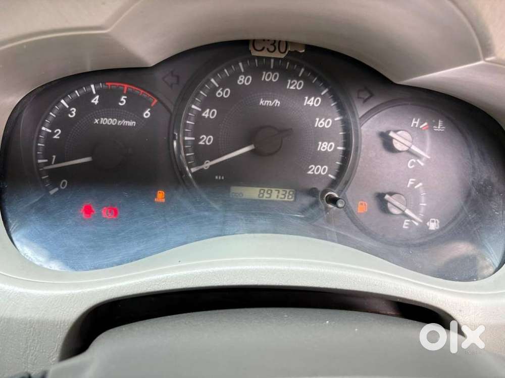 Toyota Innova 2.5 G (diesel) 8 Seater Bs Iv, 2012, Diesel