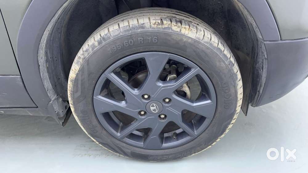 Tata Punch 1.2 Revotron Accomplished Camo Amt, 2023, Petrol