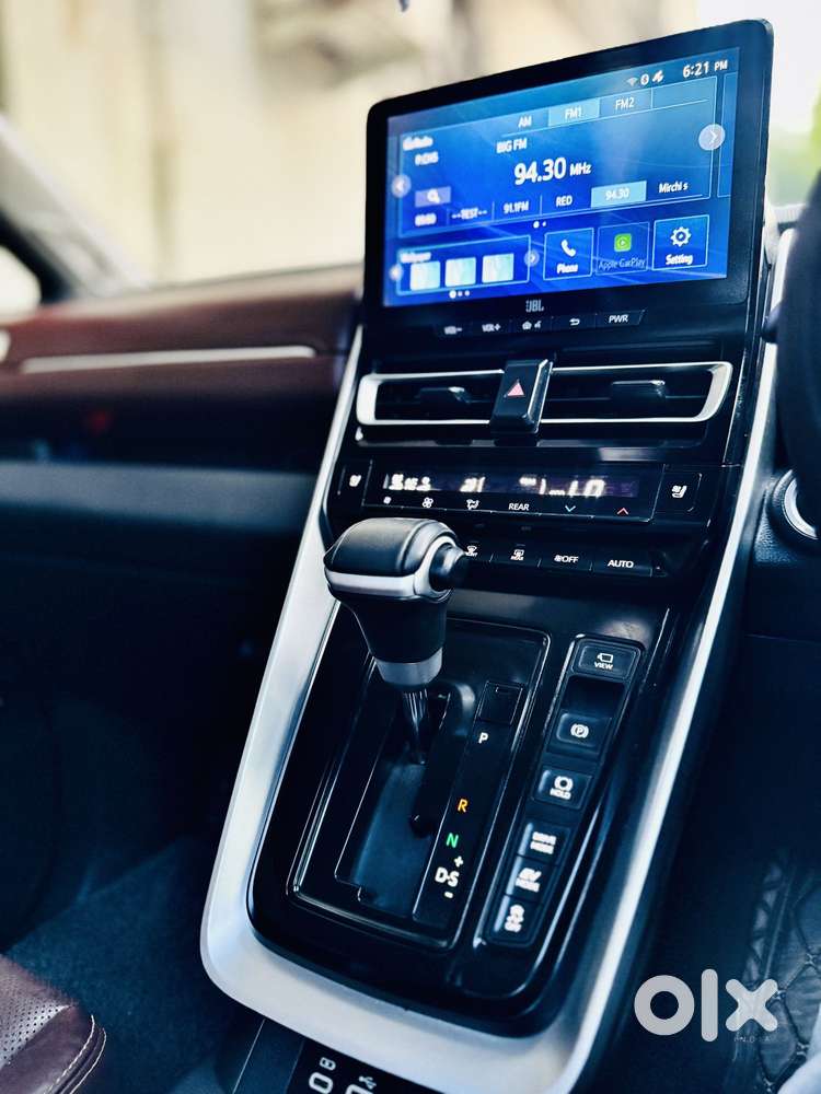 Toyota Innova Hycross 2.0 Zx Hybrid 7 Str, 2024, Petrol