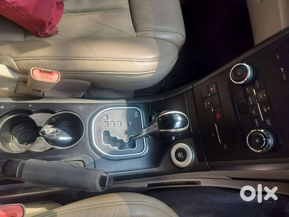 Mahindra Xuv500 2017 Automatic Diesel - Well Maintained