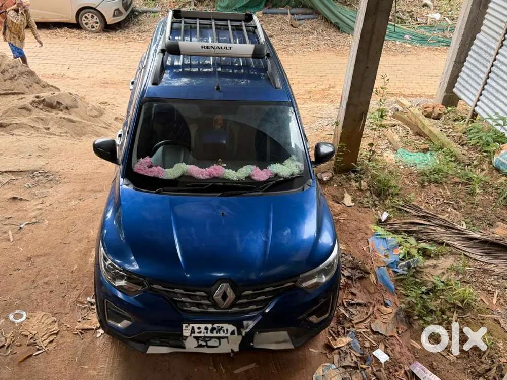 Lady Driven Renault Triber Automatic For Sale.