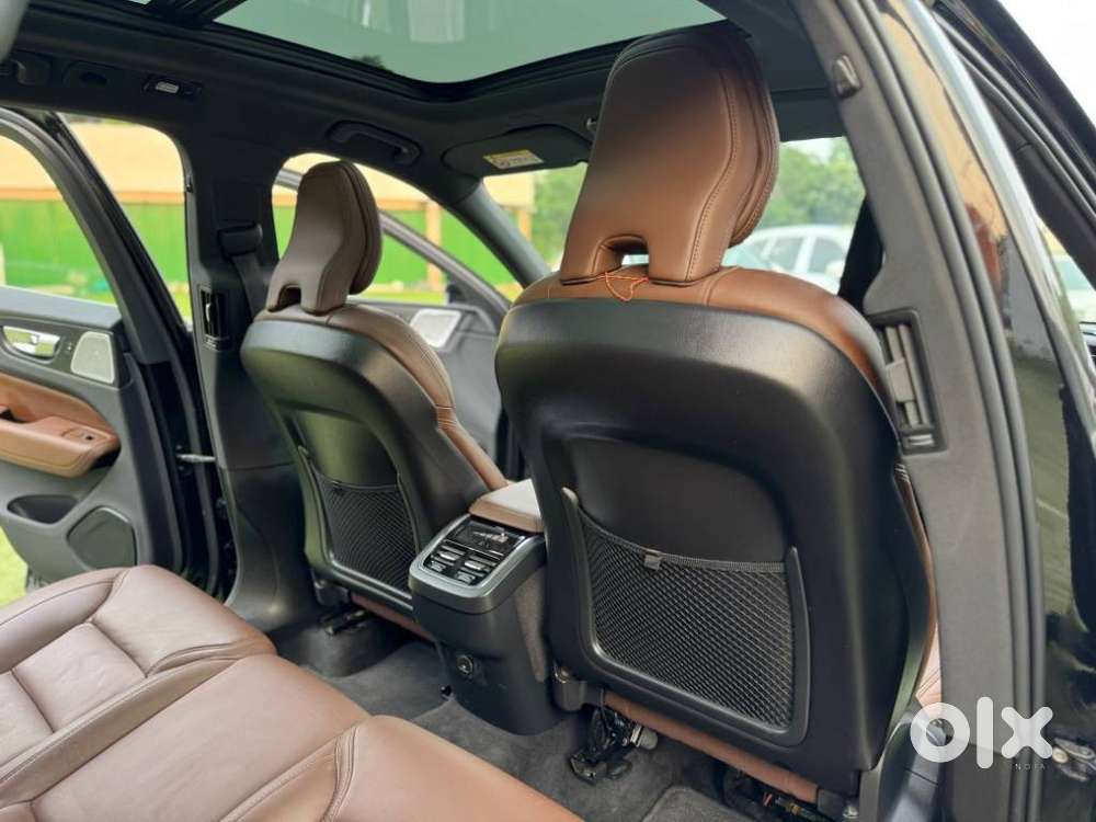 Volvo Xc60 2.0 B5 Ultimate, 2023, Petrol