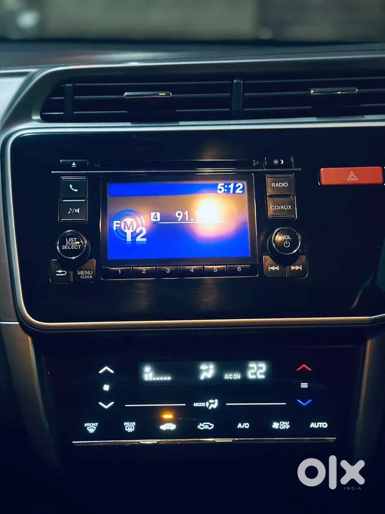 Honda City 1.5 V 4th Gen I-vtec Mt, 2015, Petrol