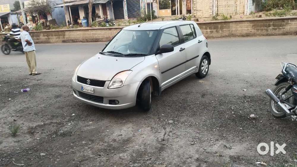 Maruti Suzuki Swift 2007 Petrol 96548 Km Driven, Exlent & Smooth