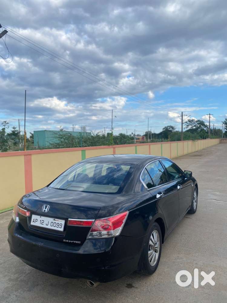 Honda Accord Petrol 2009