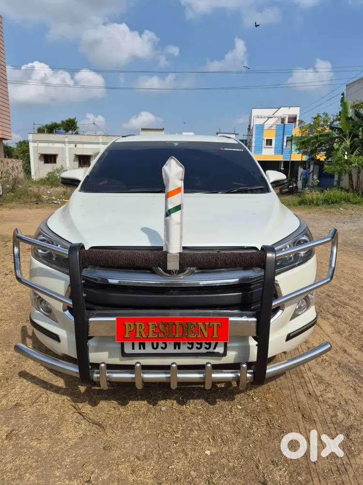 Toyota Innova Crysta 2018 Diesel 130000 Km Driven