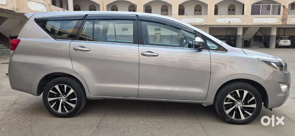 Toyota Innova Crysta 2018