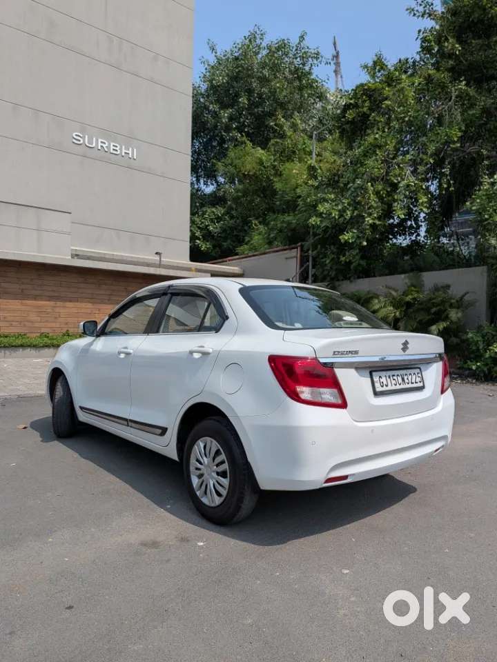 Maruti Suzuki Dzire 1.2 Vxi, 2023, Petrol