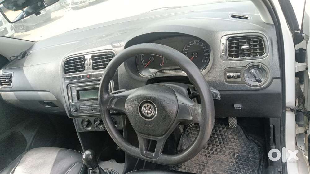 Volkswagen Polo 2016 Year