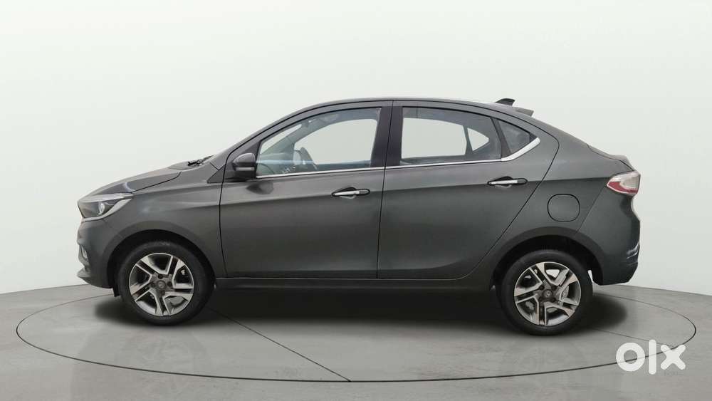 Tata Tigor Xza Plus, 2022, Petrol