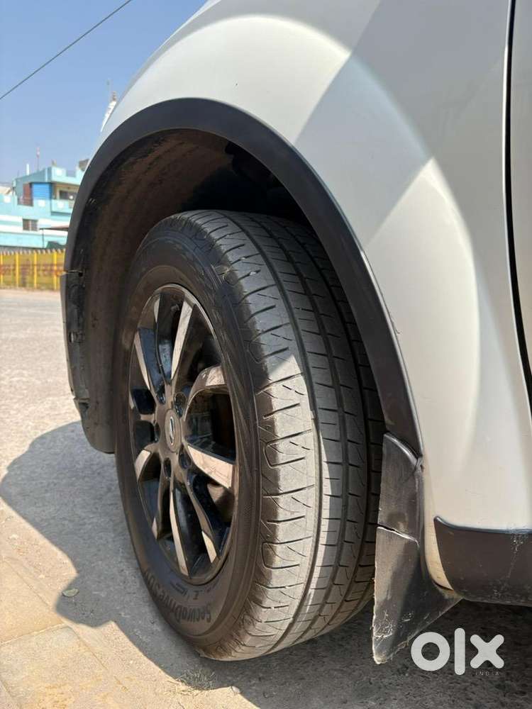 Mahindra Xuv500 2019 Diesel Well Maintained