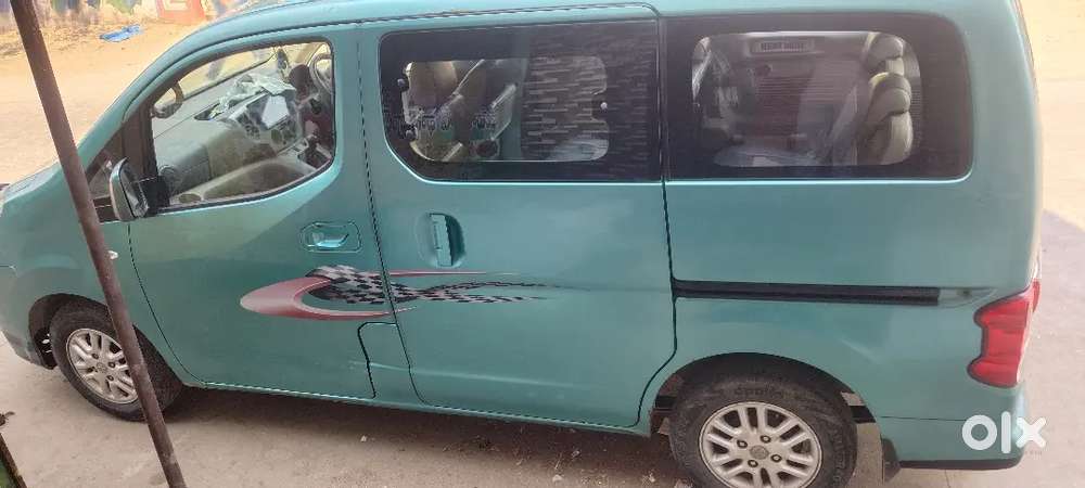 Nissan Evalia 2013