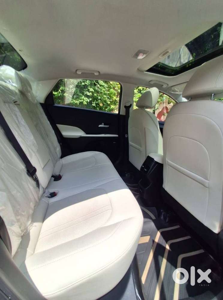 Hyundai Verna, 2023, Petrol