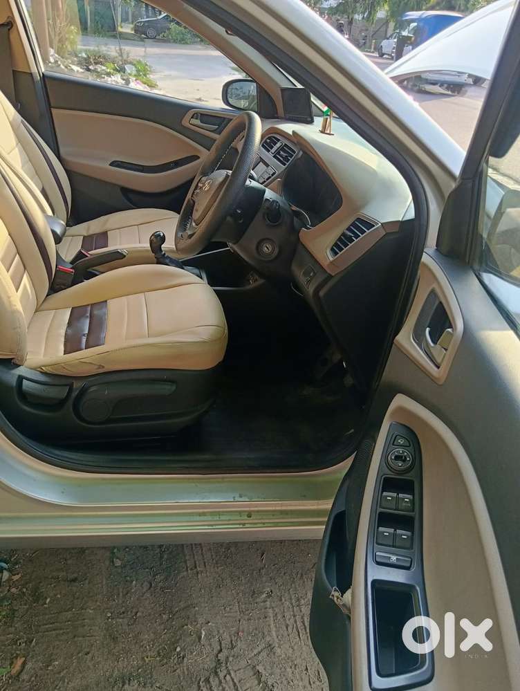 Hyundai I20 Sportz 1.2 Bs-iv, 2018, Petrol