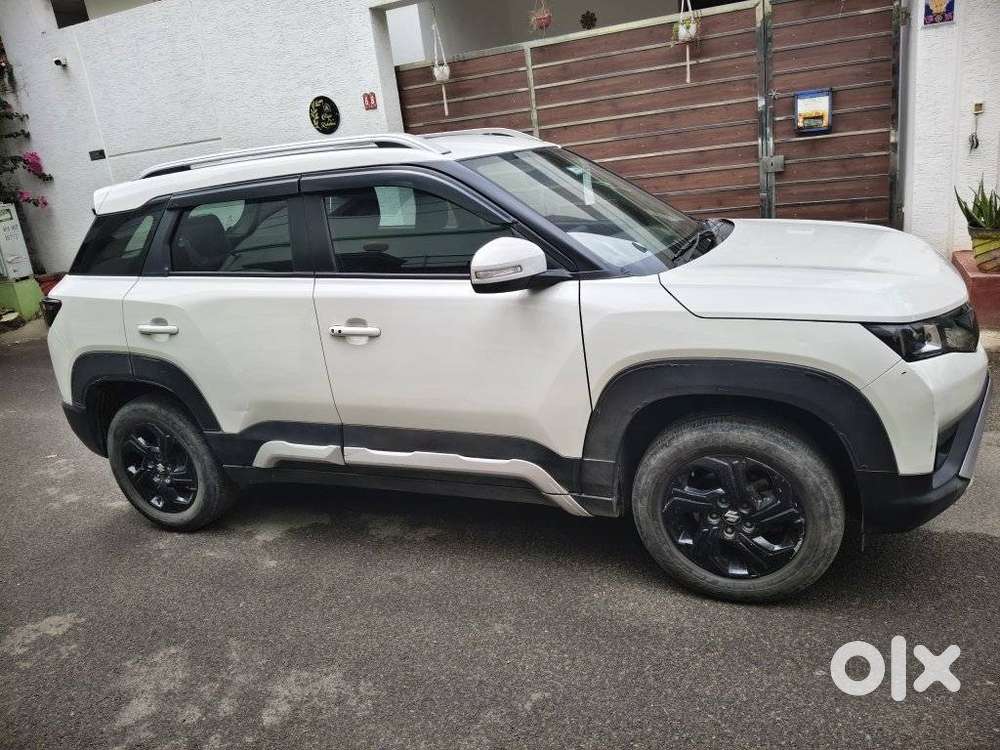 Maruti Suzuki Brezza 1.5 Zxi Smart Hybrid, 2023, Petrol