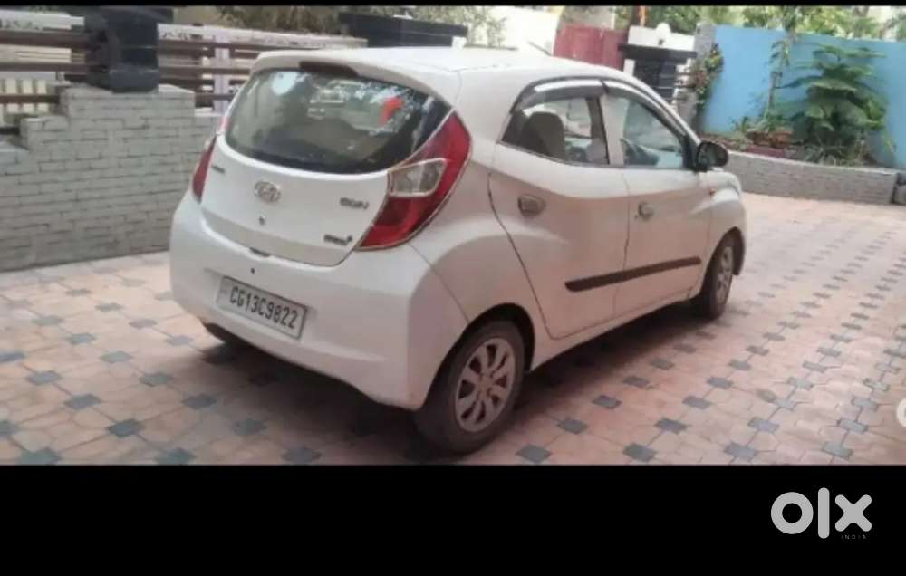 Hyundai Accent Hatchback 2012 Gl Petrol