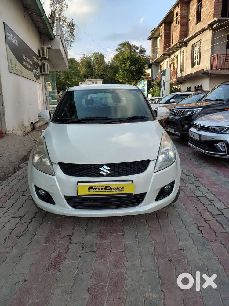 Maruti Suzuki Swift Vxi + Manual, 2016, Petrol