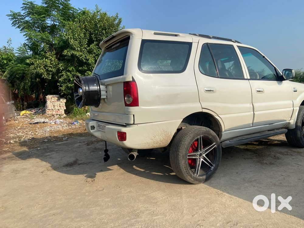 Tata Safari Diesel 2011
