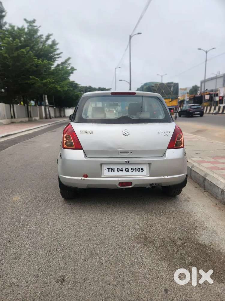 Swift Lxi Maruti Suzuki 2006 Excellent Engine . Ready For Long-drive