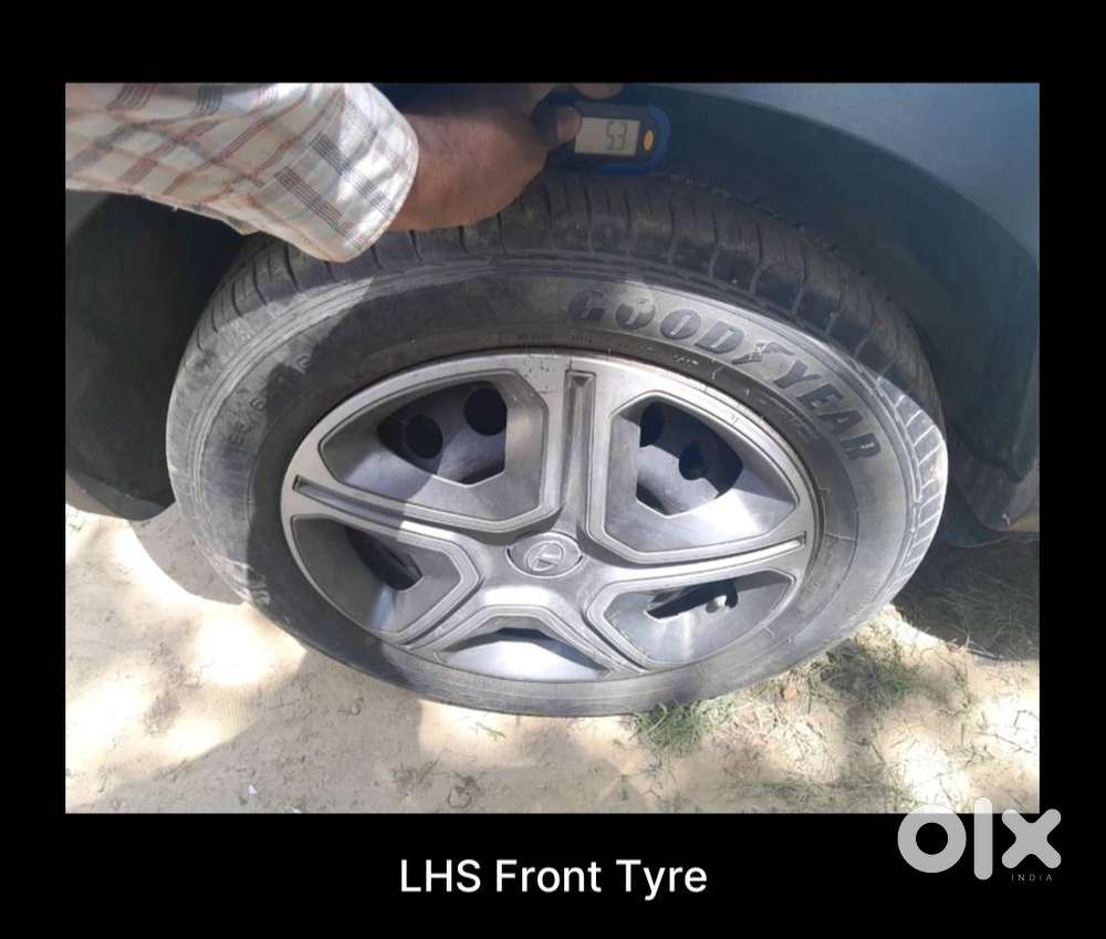 Tata Nexon 2018 Petrol Well Maintained, Company Service, Doctor’s Car