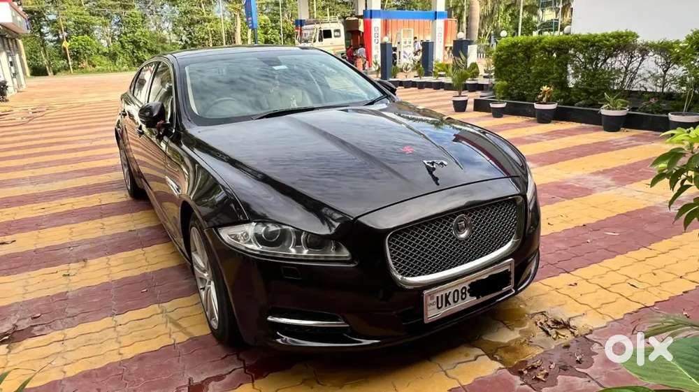 Jaguar Xj 2012 Diesel 60000 Km Driven
