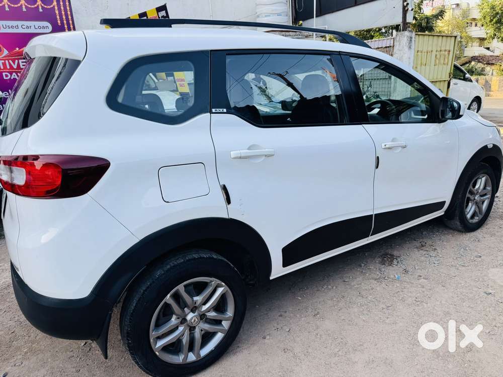 Renault Triber Rxz, 2019, Petrol