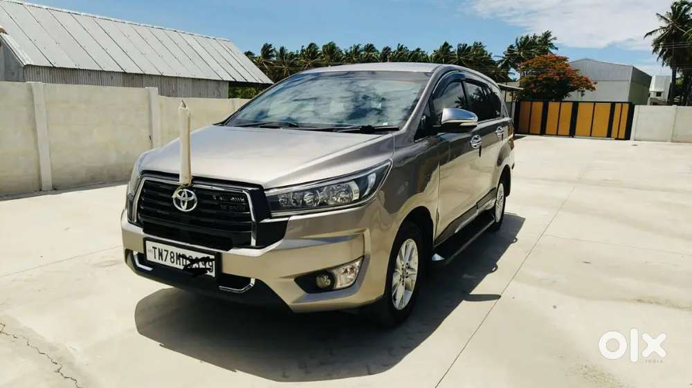 Toyota Innova Crysta 2016