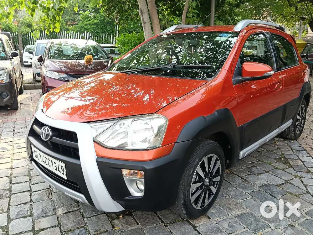 Toyota Etios Cross 1.2 Petrol 2015
