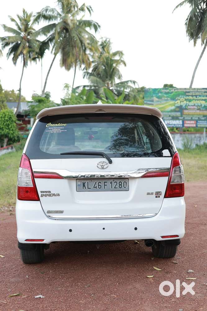 Toyota Innova Diesel 2012