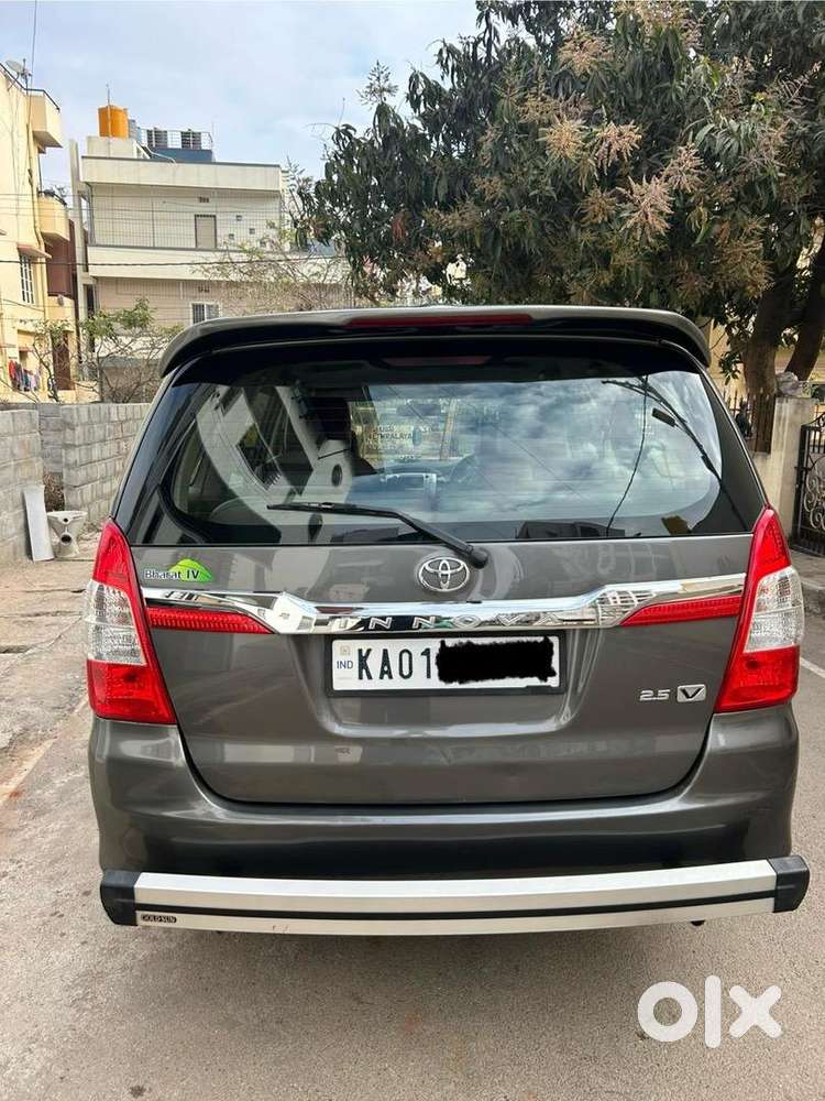 Toyota Innova 2015 Diesel 124000 Km Driven